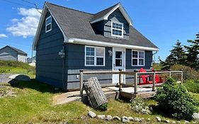 Peggy'S Cove Tiny Cabin For Two